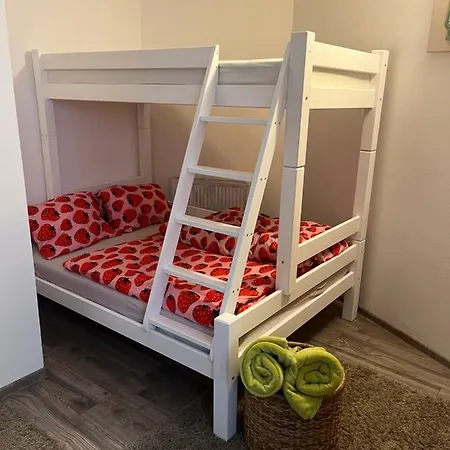 Hrádecký Dvůr Habitación en casa particular *