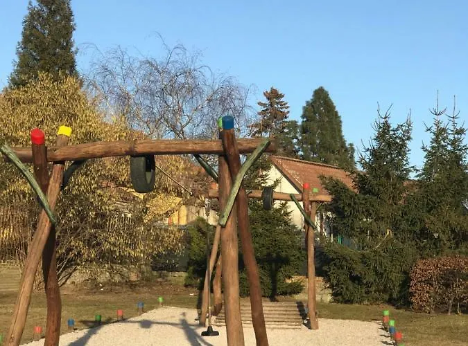 Hrádecký Dvůr Habitación en casa particular Plzeň