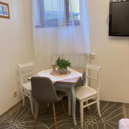 Hradecky Dvur Homestay Plzen
